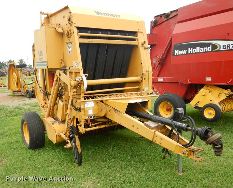 image for item EK9665 1997 Vermeer 504 Super I round baler