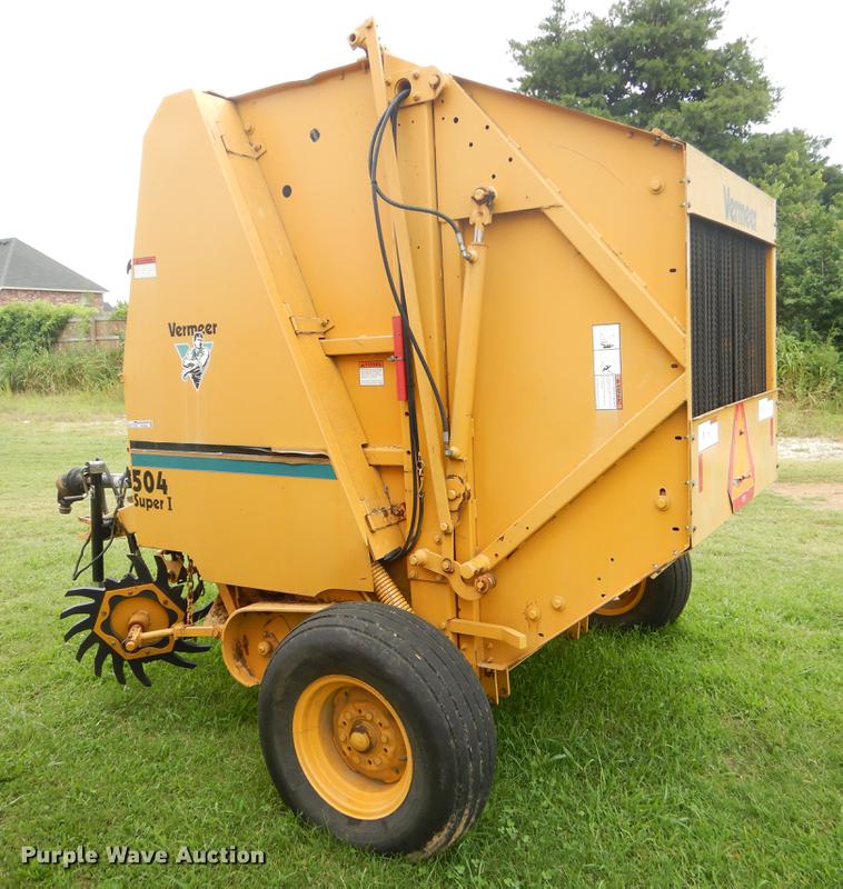 image for item EK9665 1997 Vermeer 504 Super I round baler