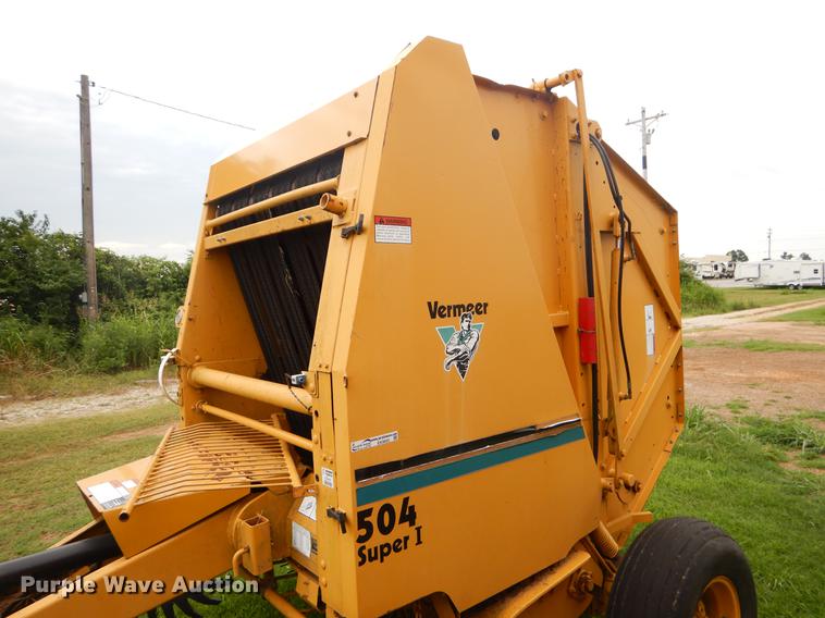image for item EK9665 1997 Vermeer 504 Super I round baler