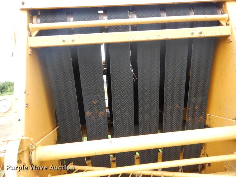 image for item EK9665 1997 Vermeer 504 Super I round baler