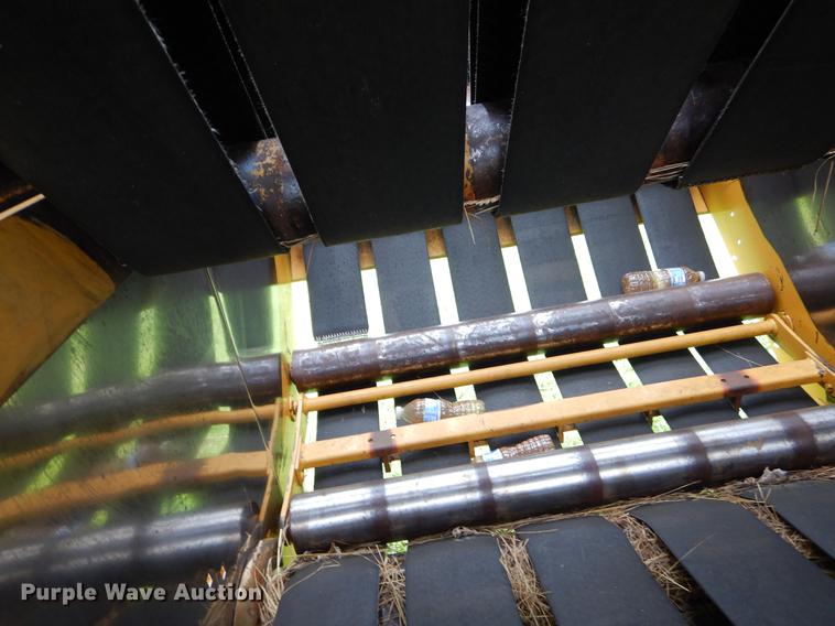 image for item EK9665 1997 Vermeer 504 Super I round baler