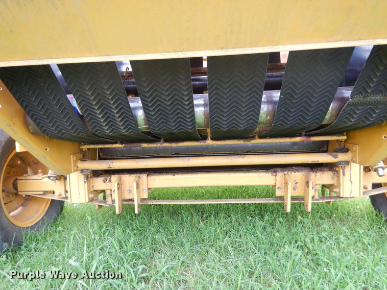 image for item EK9665 1997 Vermeer 504 Super I round baler