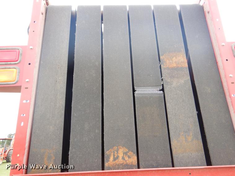 image for item EK9666 2003 New Holland BR750 round baler