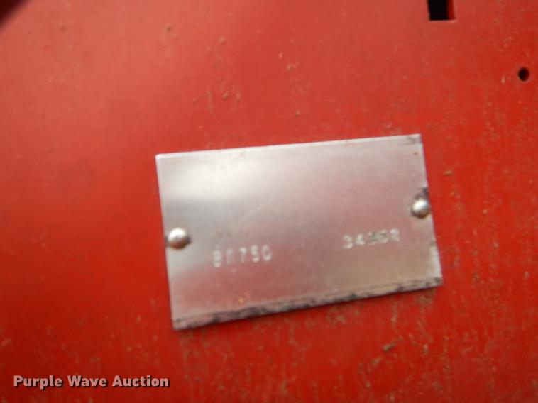 image for item EK9666 2003 New Holland BR750 round baler