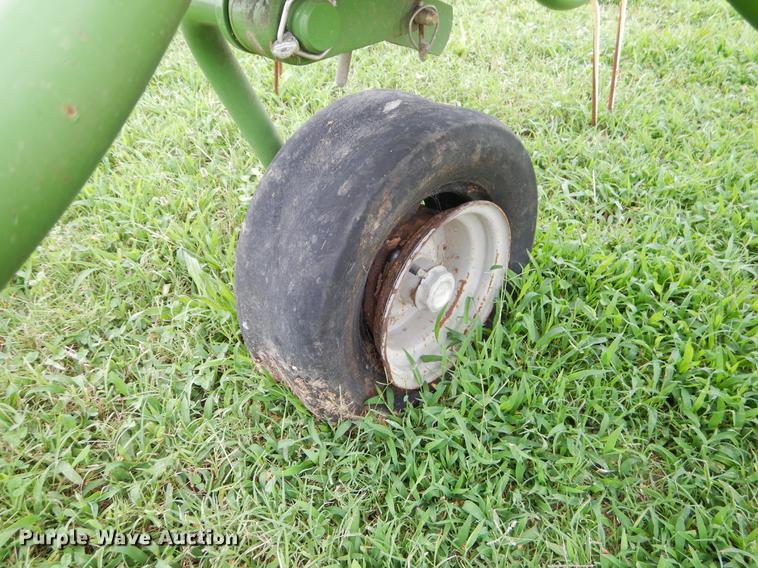 image for item EK9672 2007 Krone KW 5.50/4x7 tedder