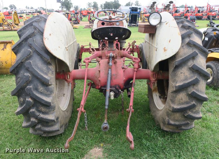 image for item EK9678 Ford tractor