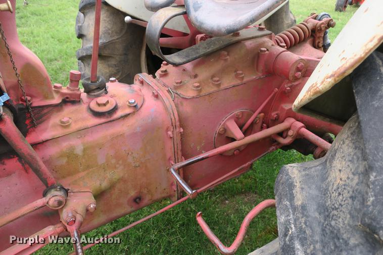 image for item EK9678 Ford tractor