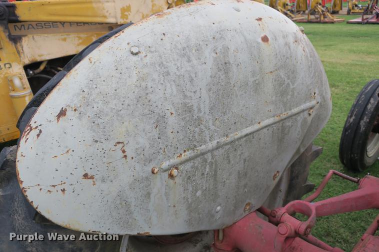 image for item EK9678 Ford tractor