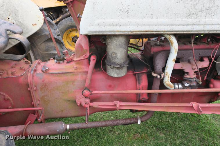 image for item EK9678 Ford tractor