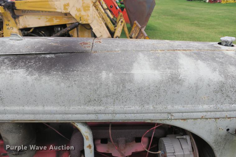 image for item EK9678 Ford tractor