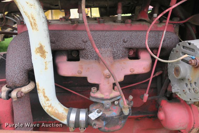 image for item EK9678 Ford tractor