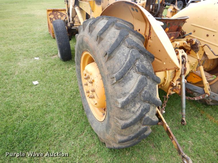 image for item EK9679 Massey-Ferguson 20F tractor