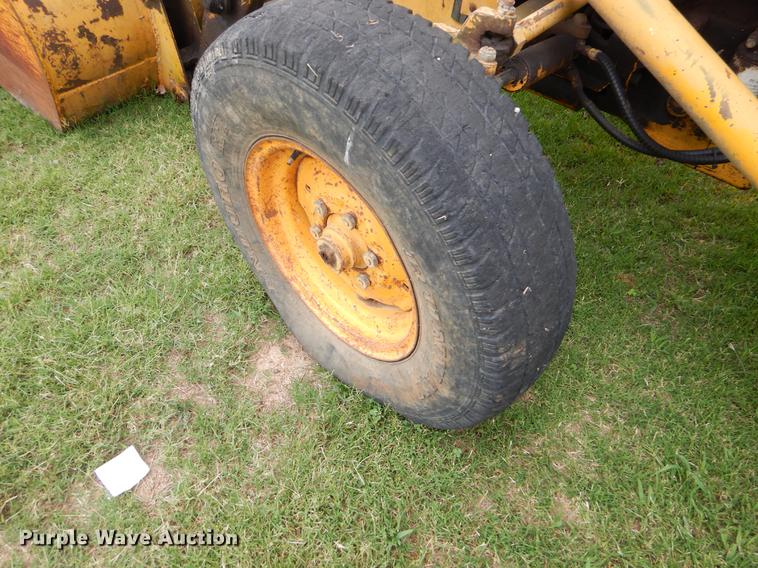 image for item EK9679 Massey-Ferguson 20F tractor