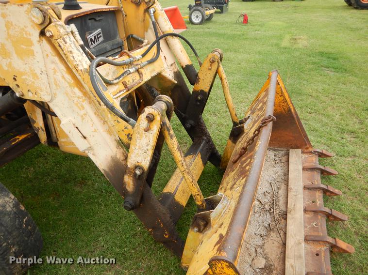 image for item EK9679 Massey-Ferguson 20F tractor