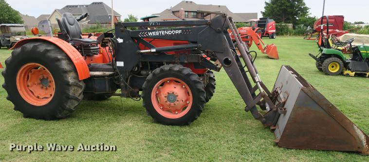 image for item EK9680 2002 Kubota M9000 MFWD Low Profile tractor