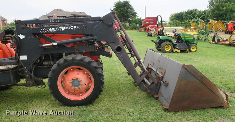 image for item EK9680 2002 Kubota M9000 MFWD Low Profile tractor