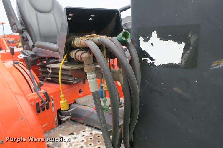 image for item EK9680 2002 Kubota M9000 MFWD Low Profile tractor