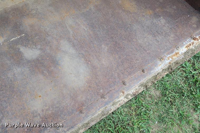 image for item EK9680 2002 Kubota M9000 MFWD Low Profile tractor