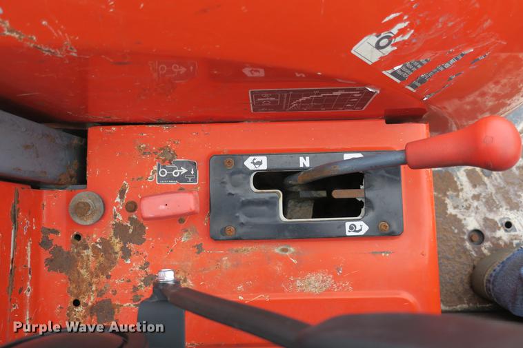 image for item EK9680 2002 Kubota M9000 MFWD Low Profile tractor