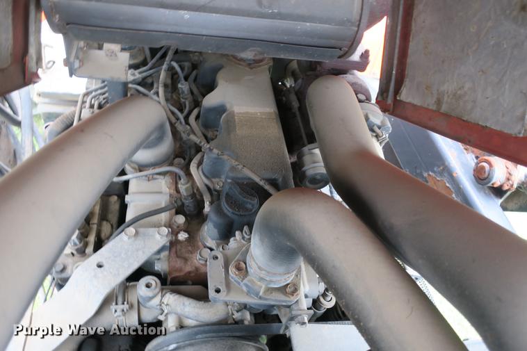 image for item EK9680 2002 Kubota M9000 MFWD Low Profile tractor