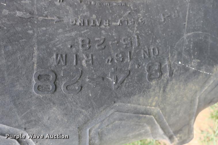 image for item EK9681 2004 Kubota M8200 MFWD tractor