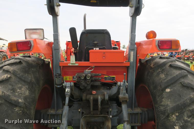 image for item EK9681 2004 Kubota M8200 MFWD tractor