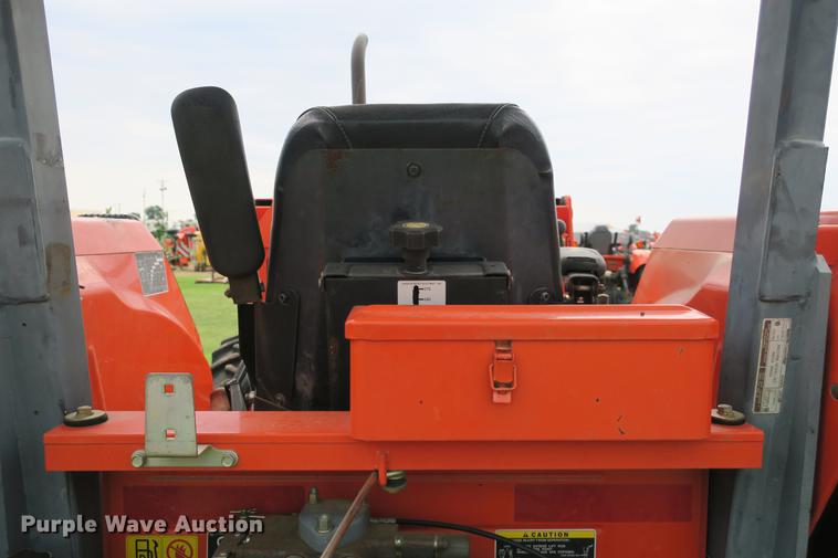 image for item EK9681 2004 Kubota M8200 MFWD tractor