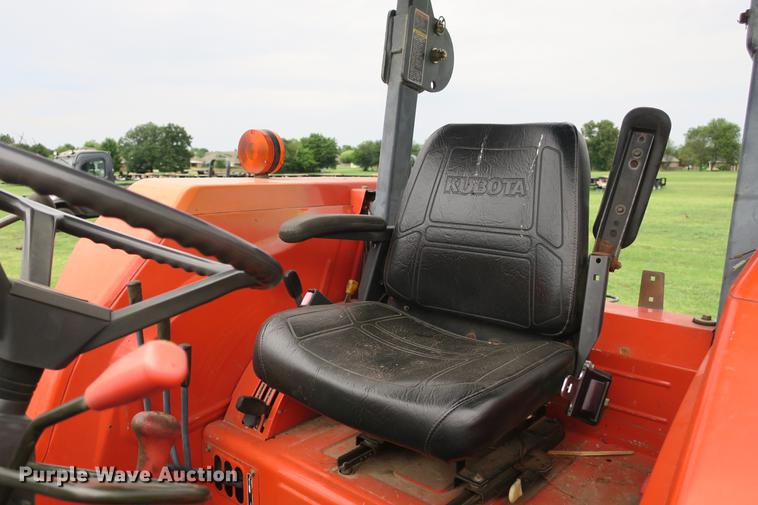 image for item EK9681 2004 Kubota M8200 MFWD tractor