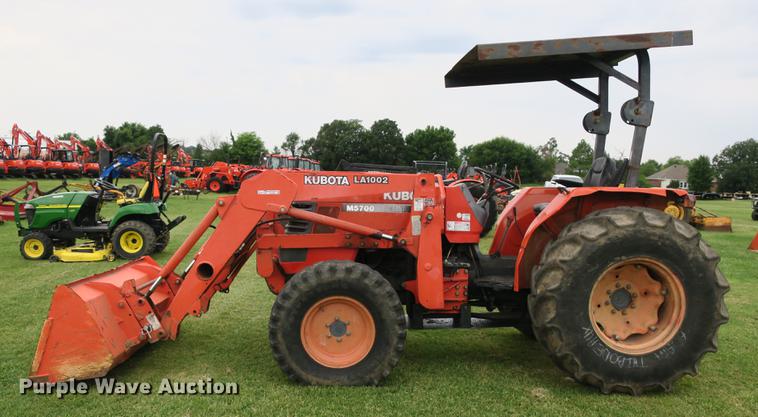 image for item EK9682 2003 Kubota M5700 MFWD tractor