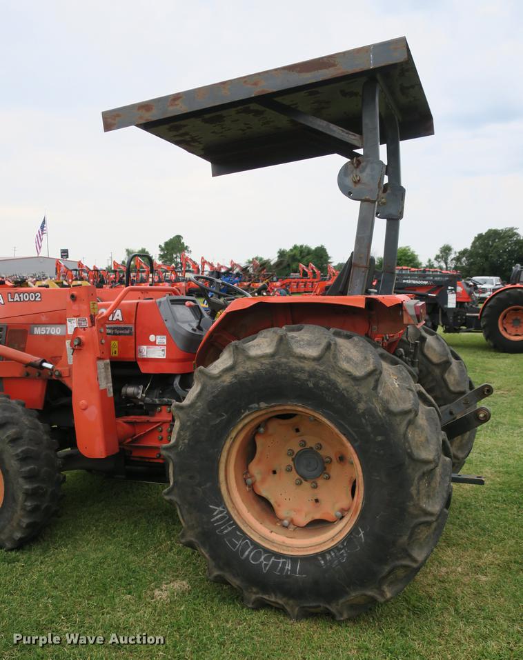 image for item EK9682 2003 Kubota M5700 MFWD tractor