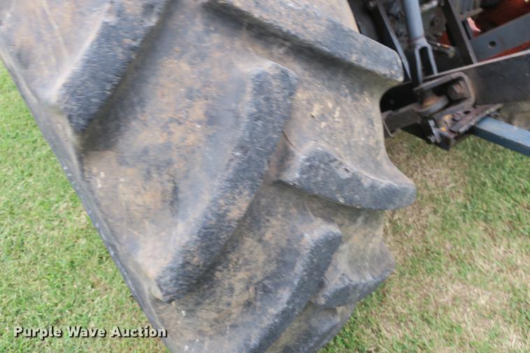image for item EK9682 2003 Kubota M5700 MFWD tractor
