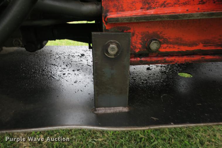 image for item EK9682 2003 Kubota M5700 MFWD tractor