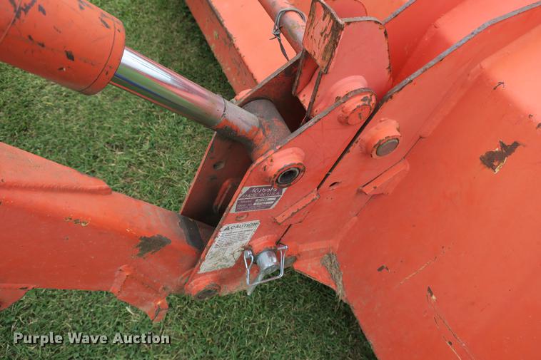 image for item EK9682 2003 Kubota M5700 MFWD tractor