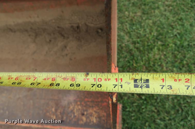 image for item EK9682 2003 Kubota M5700 MFWD tractor