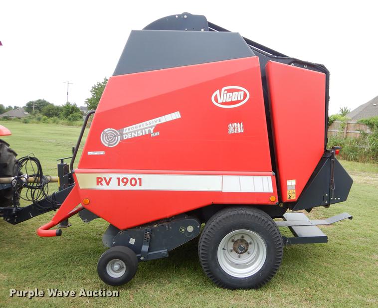 image for item EK9683 Vicon RV1901 round baler