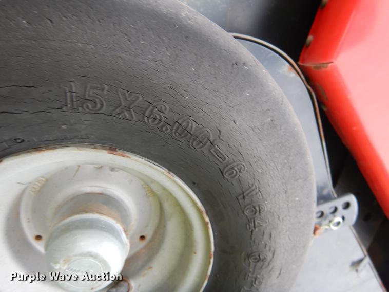 image for item EK9683 Vicon RV1901 round baler