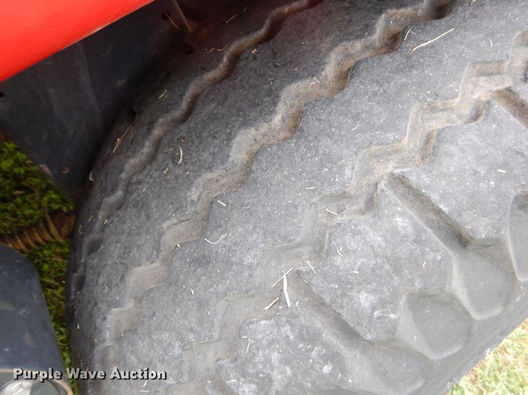 image for item EK9683 Vicon RV1901 round baler