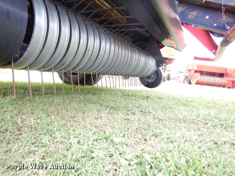 image for item EK9683 Vicon RV1901 round baler