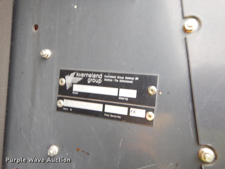 image for item EK9683 Vicon RV1901 round baler