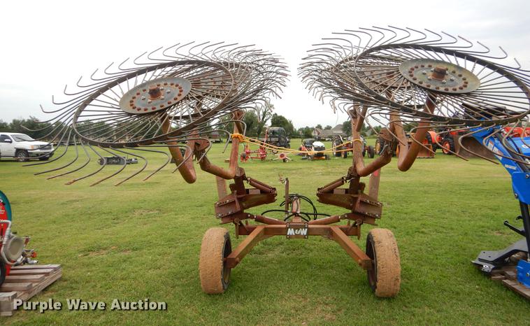 image for item EK9691 M&W hay rake