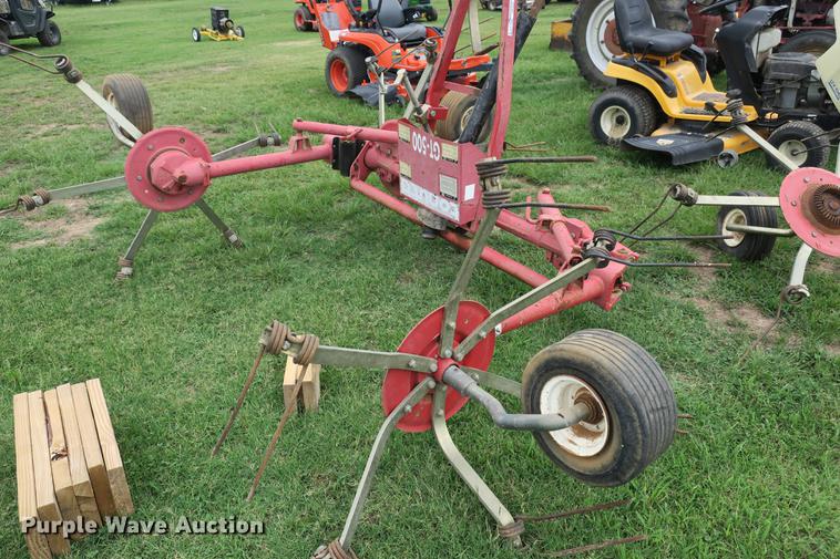 image for item EK9693 Tonutti GT-500 hay rake