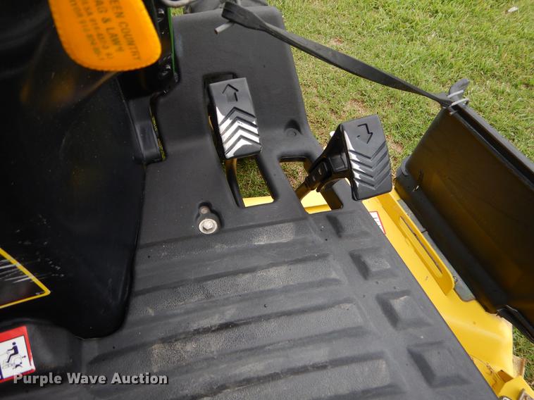 image for item EK9695 2007 John Deere 2305 MFWD tractor