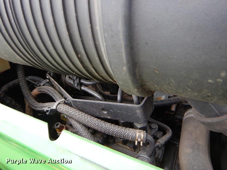 image for item EK9695 2007 John Deere 2305 MFWD tractor