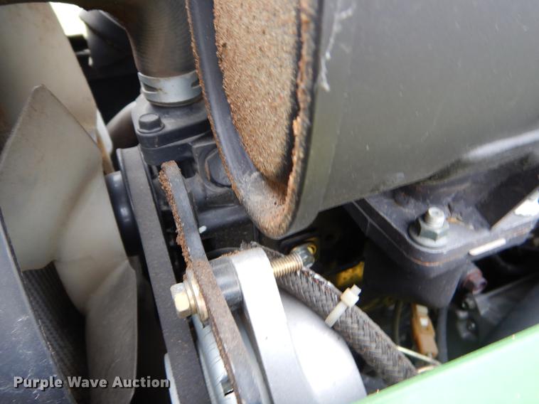 image for item EK9695 2007 John Deere 2305 MFWD tractor