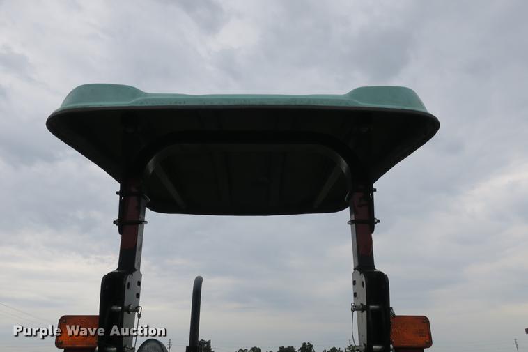 image for item EK9698 2012 John Deere 5055E MFWD tractor