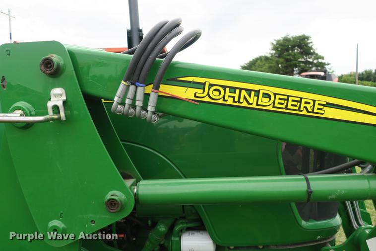 image for item EK9698 2012 John Deere 5055E MFWD tractor