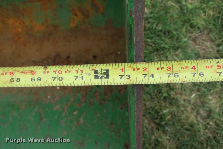 image for item EK9698 2012 John Deere 5055E MFWD tractor