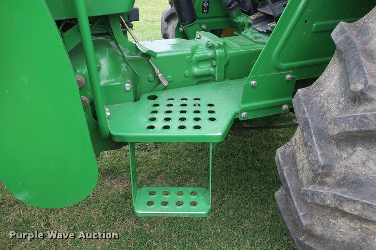 image for item EK9698 2012 John Deere 5055E MFWD tractor