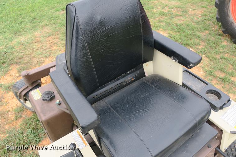 image for item EK9701 Grasshopper 614 ZTR lawn mower