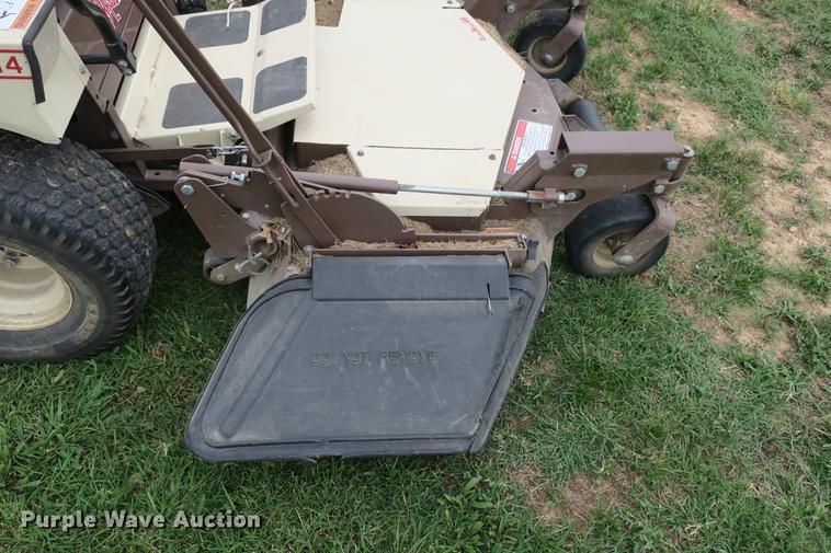 image for item EK9701 Grasshopper 614 ZTR lawn mower